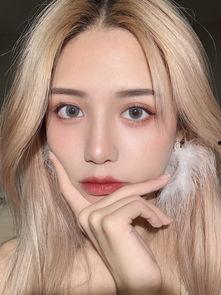 明星网红天天戴美瞳,明星网红的时尚新宠