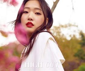 单眼皮女生明星网红,揭秘单眼皮女生明星网红的独特风采