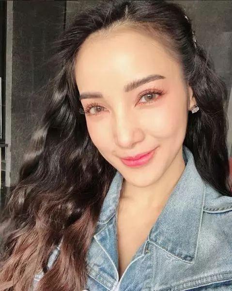 明星网红怀孕肚子疼,明星网红肚子疼背后的真相