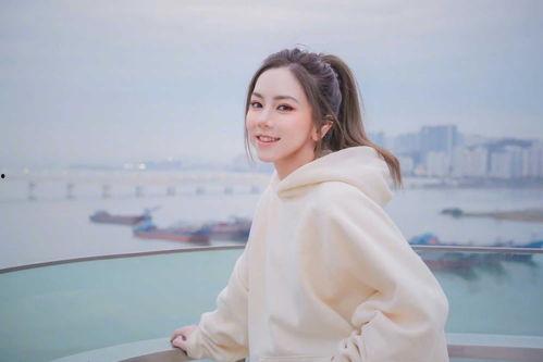 明星网红怎么恋爱的呀,揭秘他们的甜蜜邂逅