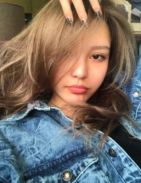 素颜女生不是明星网红,非网红明星的日常魅力展现