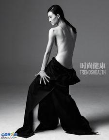 明星网红甩手变装秀,甩手间尽显时尚魅力